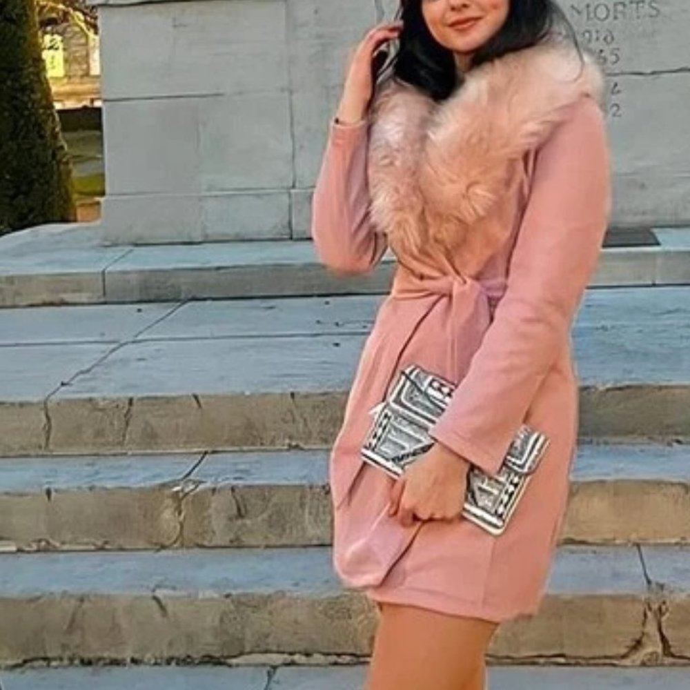 The Classic Fuax Fur Trimmed Trench Coat Pink - Picture 9 of 11